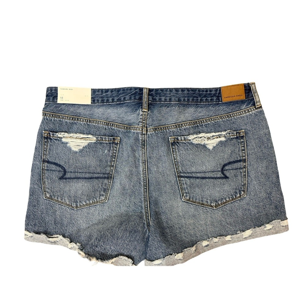 American Eagle Jean Short Tomgirl Size 18 34 Waist Medium Wash Distressed Denim